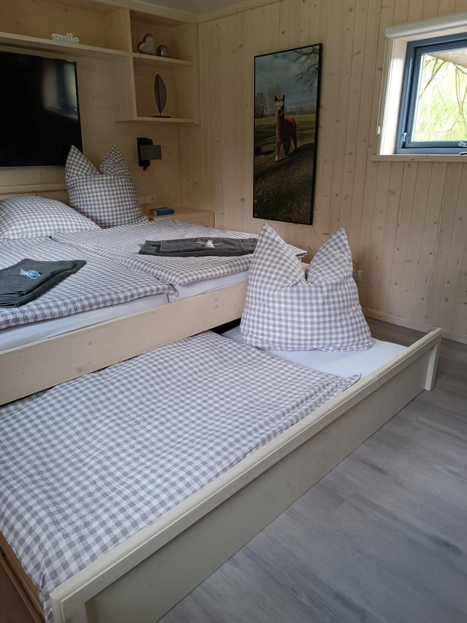 Tiny House & Alpaka-Erlebnis Im Ruhner Land - Naturidylle Pur Ziegendorf Exterior photo